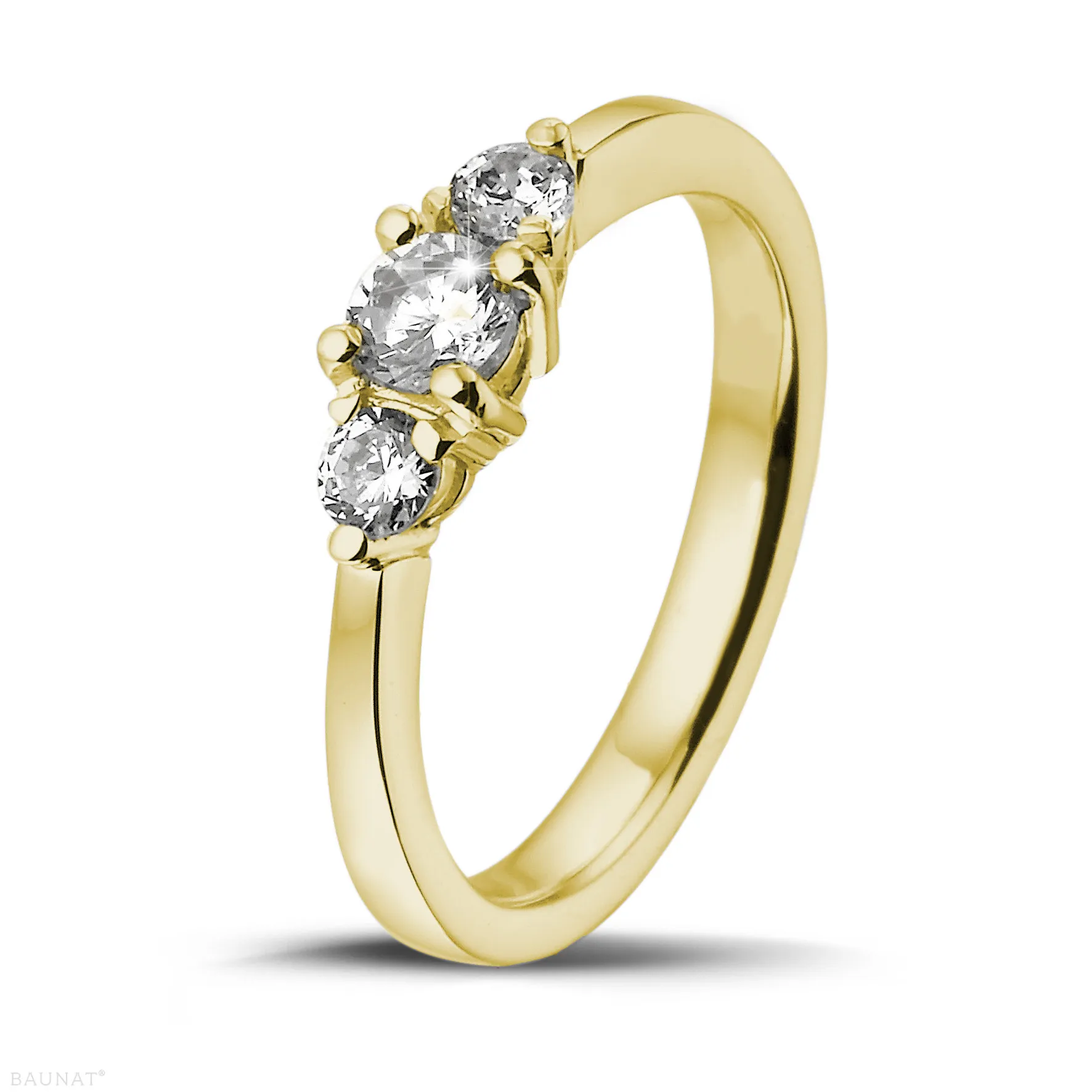 0.45 quilates anillo trilogía en oro amarillo con diamantes redondos 