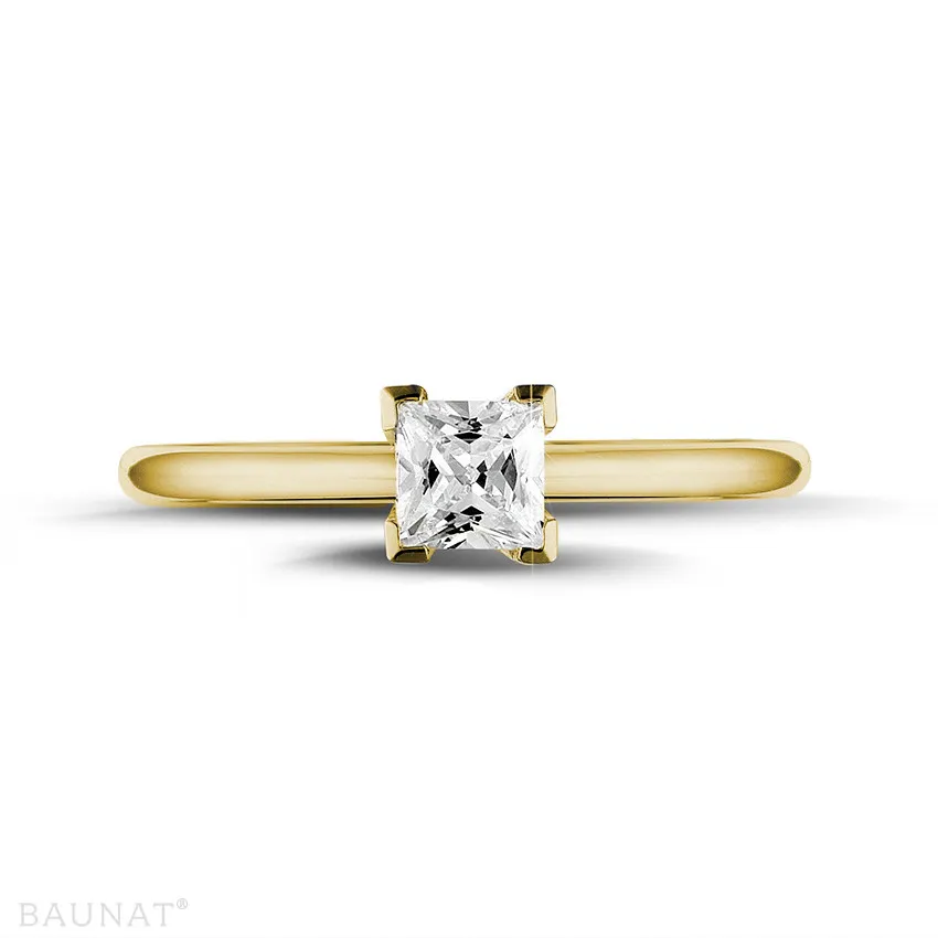 0.50 quilates anillo solitario en oro amarillo con diamante talla princesa 