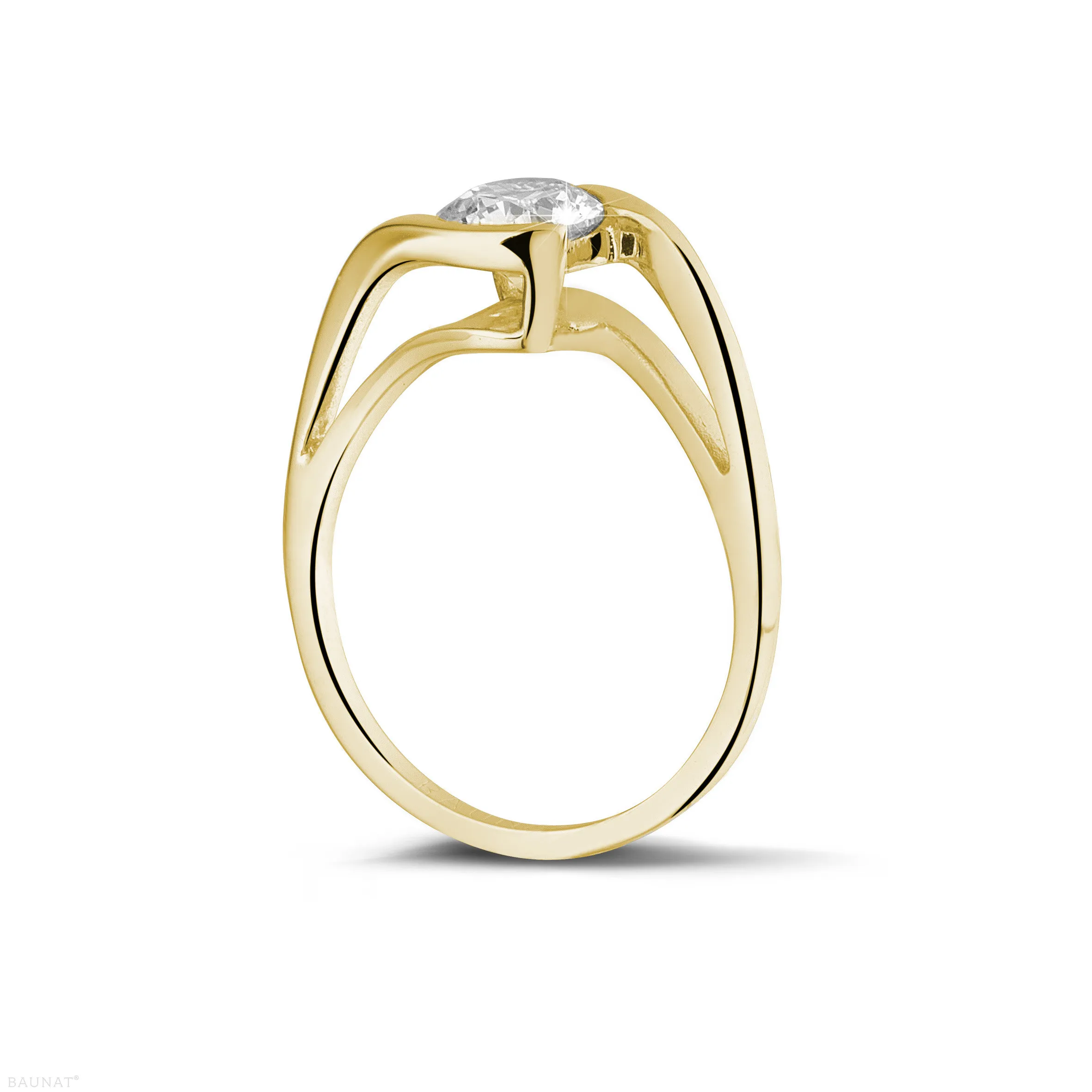 0.70 quilates anillo solitario diamante en oro amarillo 
