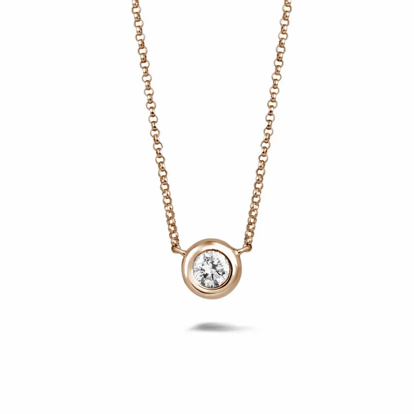 0.70 quilates colgante diamante satélite en oro rojo 