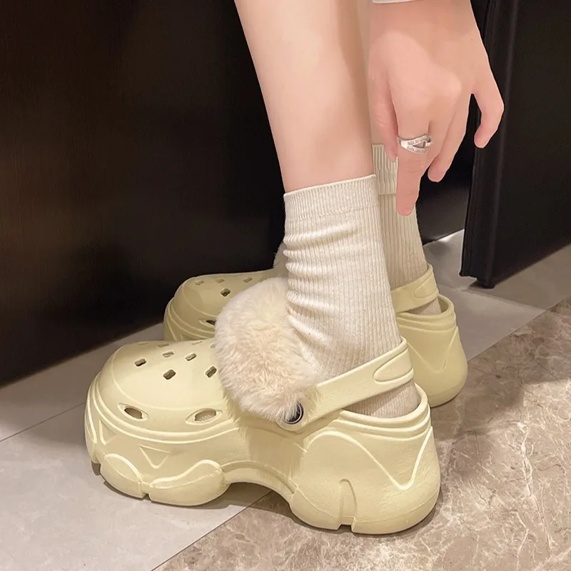 2024 Zapatillas de envío gratis Sandalias de diseñador Sandalias planas para mujeres Sumo suave Toboganes Toboganes Pantallas de