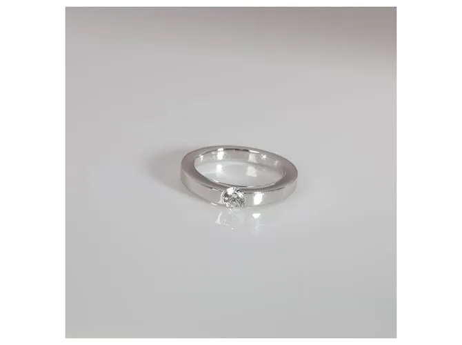 Anillo de fecha con diamantes Cartier en platino con certificación GIA G VVS1 0.21 ct Plata Metálico 