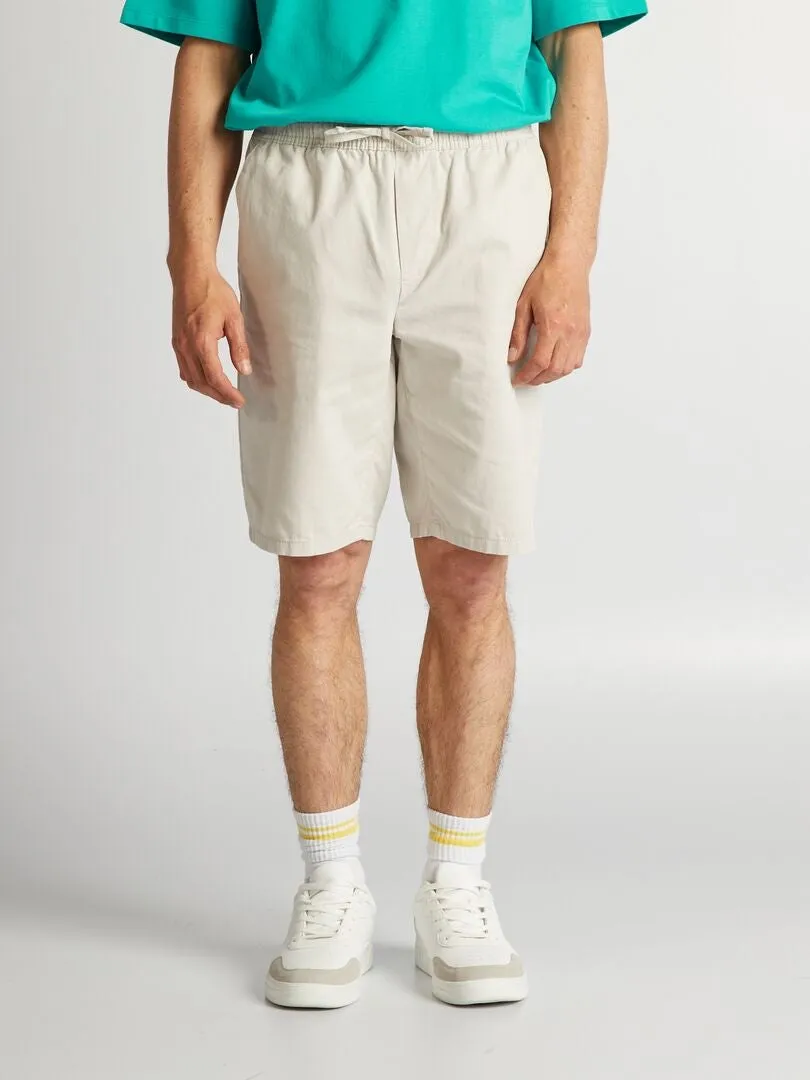 BERMUDAS TIPO CHINO CON CINTURA ELáSTICA  GRIS
