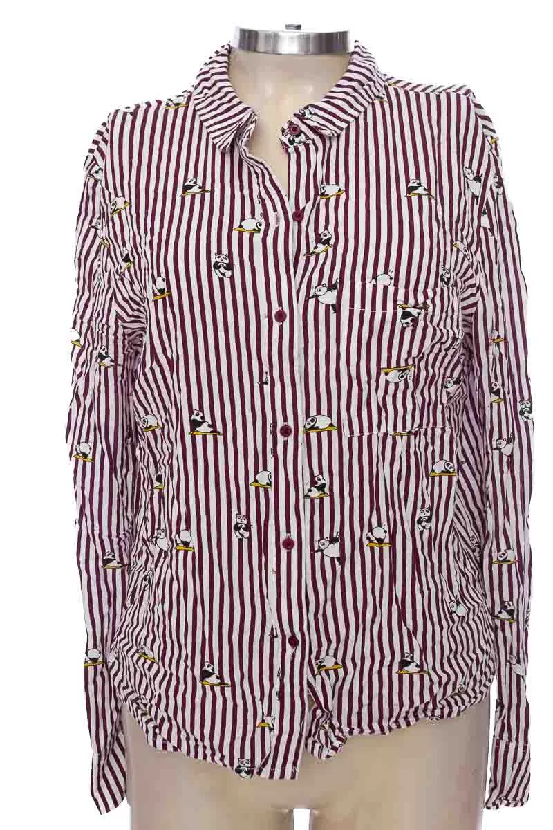 BLUSA COLOR MORADO  BERSHKA