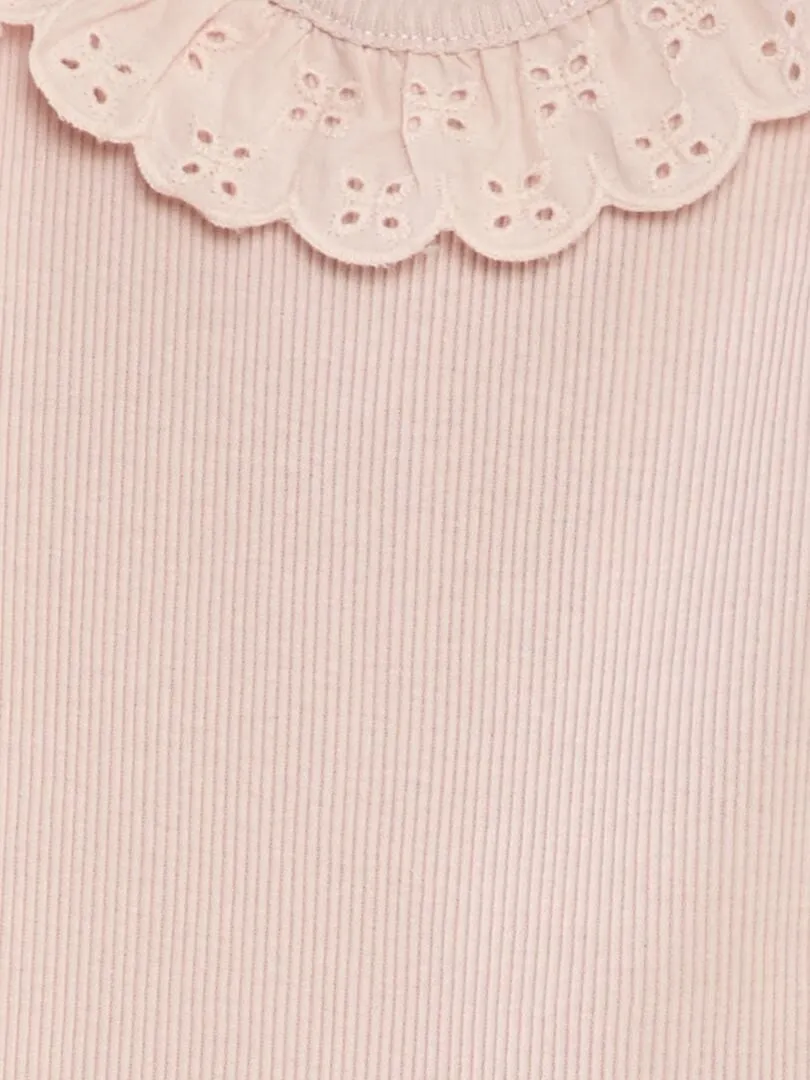 BODY DE CANALé CON CUELLO BORDADO  ROSA