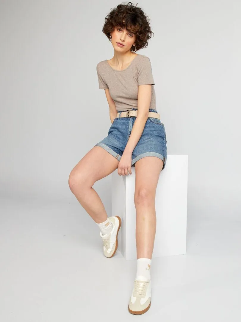 BODY DE CANALé DE MANGA CORTA CON CUELLO REDONDO  BEIGE