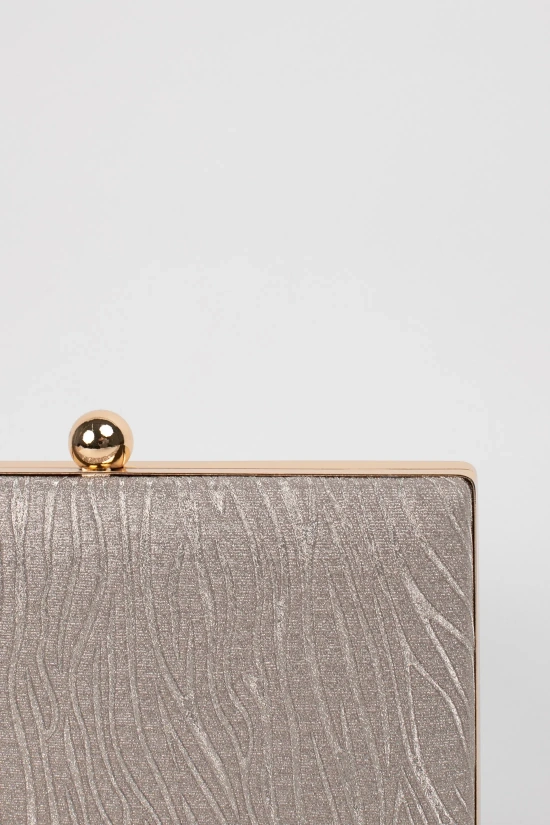 BOLSO CLUTCH TRIGOS  CHAMPáN