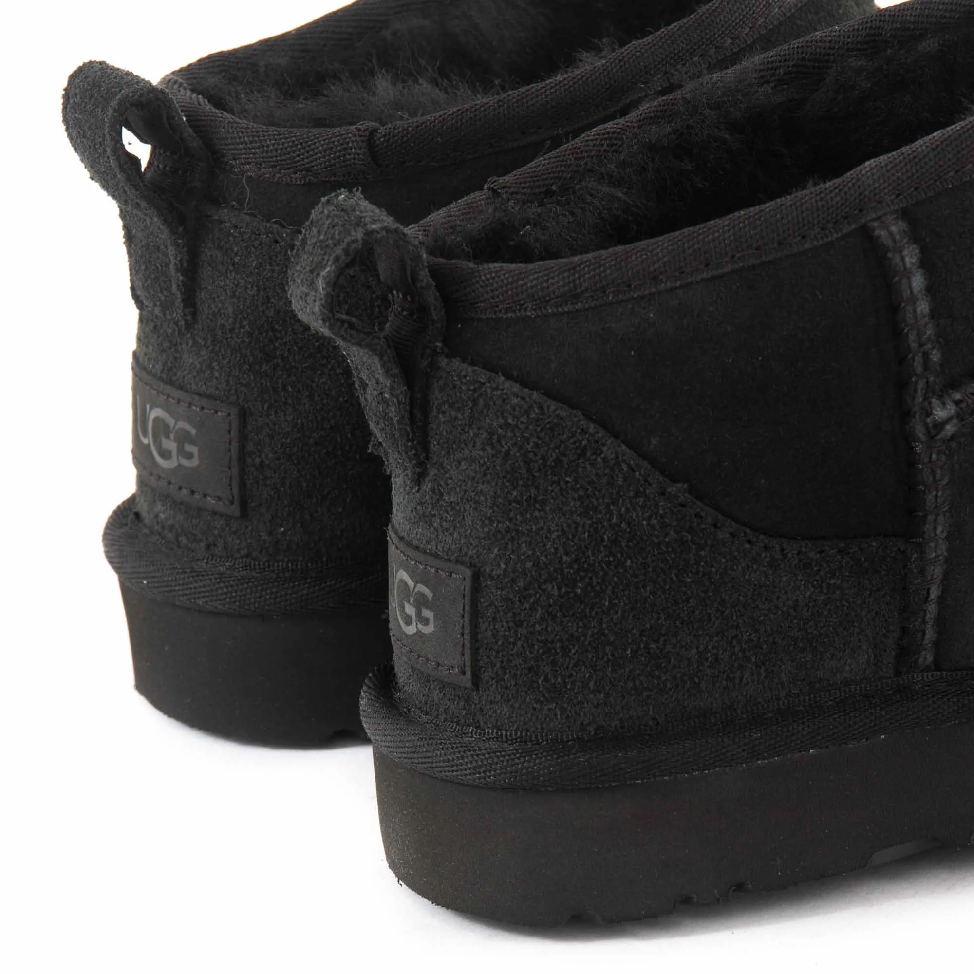Botas UGG CLassic Mini Ultra Black 1116109