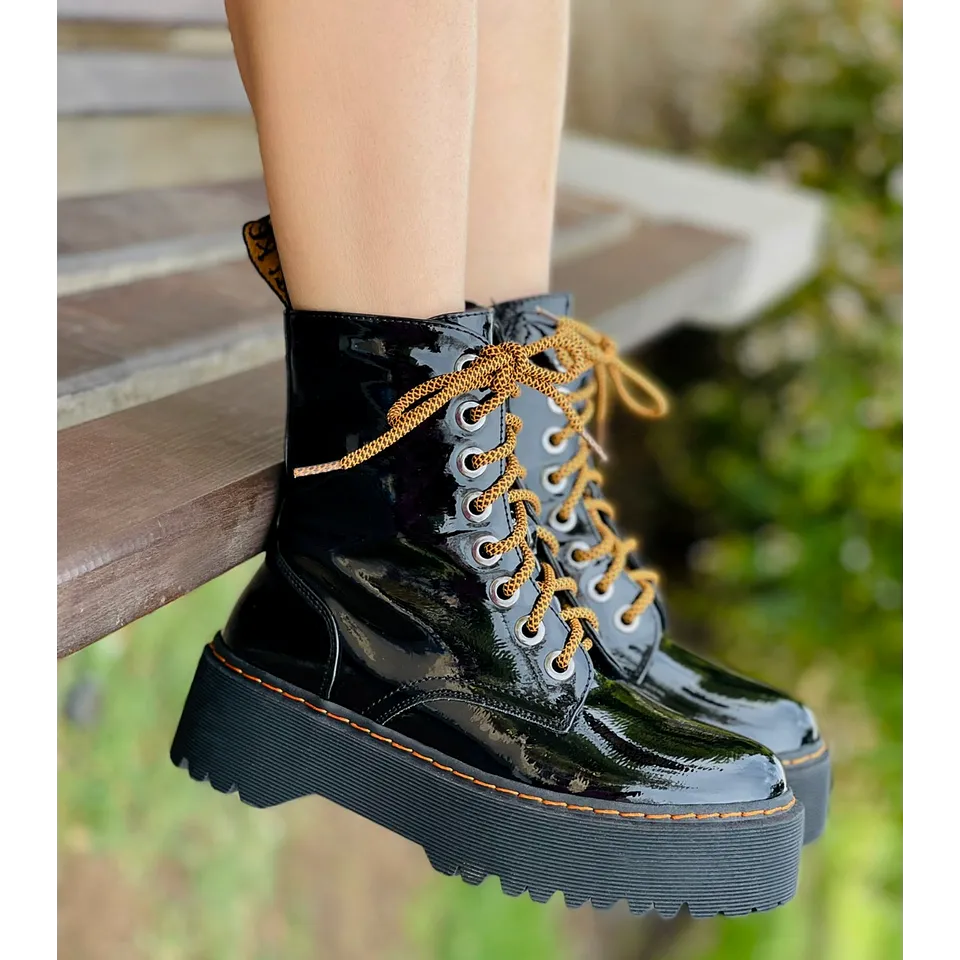 Botines Combat 10 Negros Charol Moda Urbana