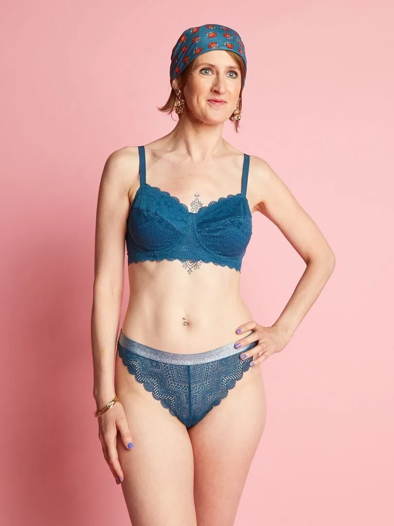 BRAGUITA BRASILEñA DE ENCAJE  AZUL OSCURO