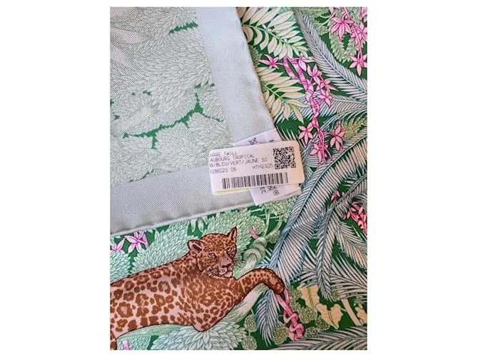 Bufanda Faubourg Tropical de Hermès Azul Verde 