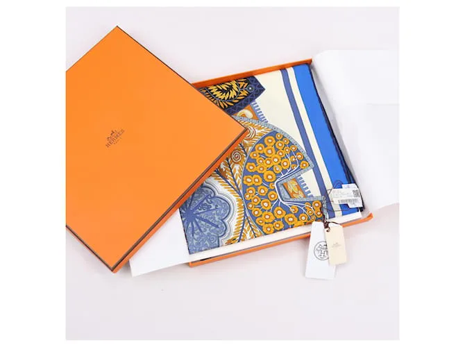 Bufanda Hermès Carré 90 "Tapis de Selle" 100% Seda Azul 