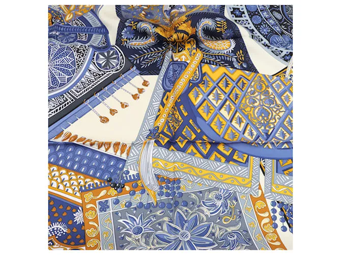Bufanda Hermès Carré 90 "Tapis de Selle" 100% Seda Azul 