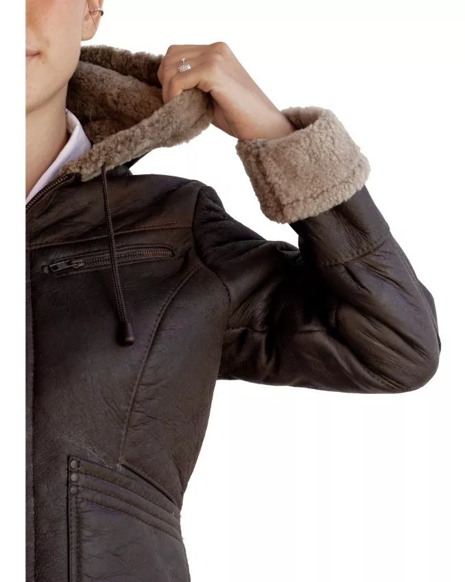 CAMPERA DE CUERO DE OVEJA DE MUJER  MODELO: 106 NAPA