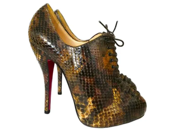 Christian Louboutin 24 Trous 120 Botines de pitón Tacones Castaño 