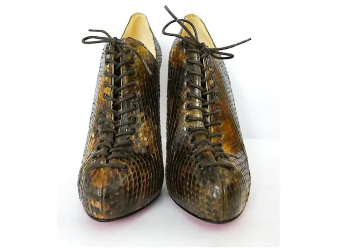 Christian Louboutin 24 Trous 120 Botines de pitón Tacones Castaño 