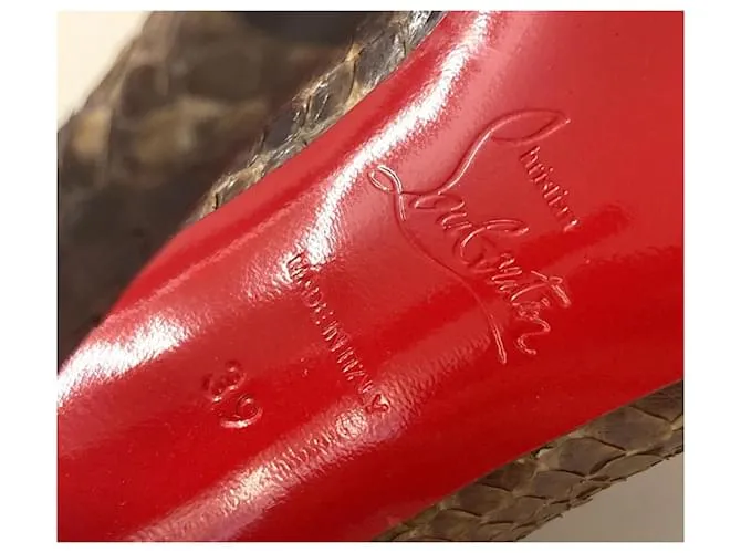 Christian Louboutin 24 Trous 120 Botines de pitón Tacones Castaño 