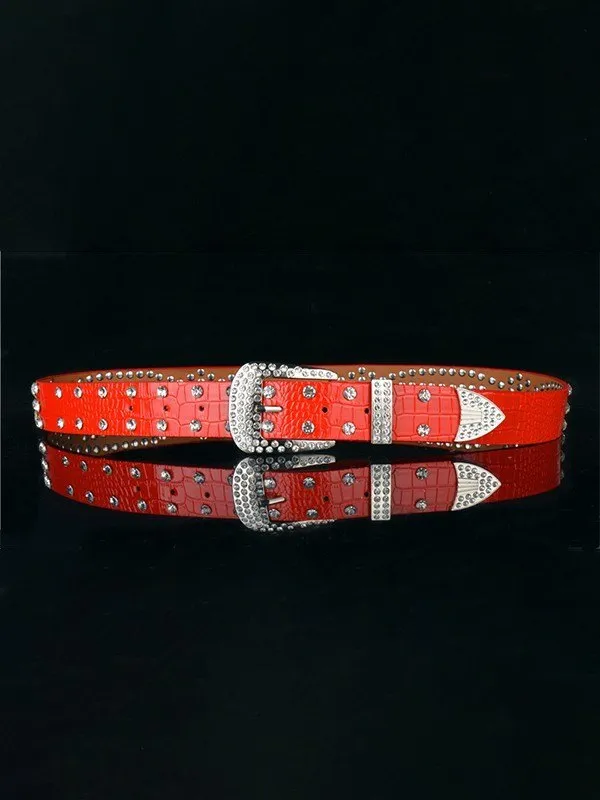 Cinturón con hebilla adornada con diamantes de imitación