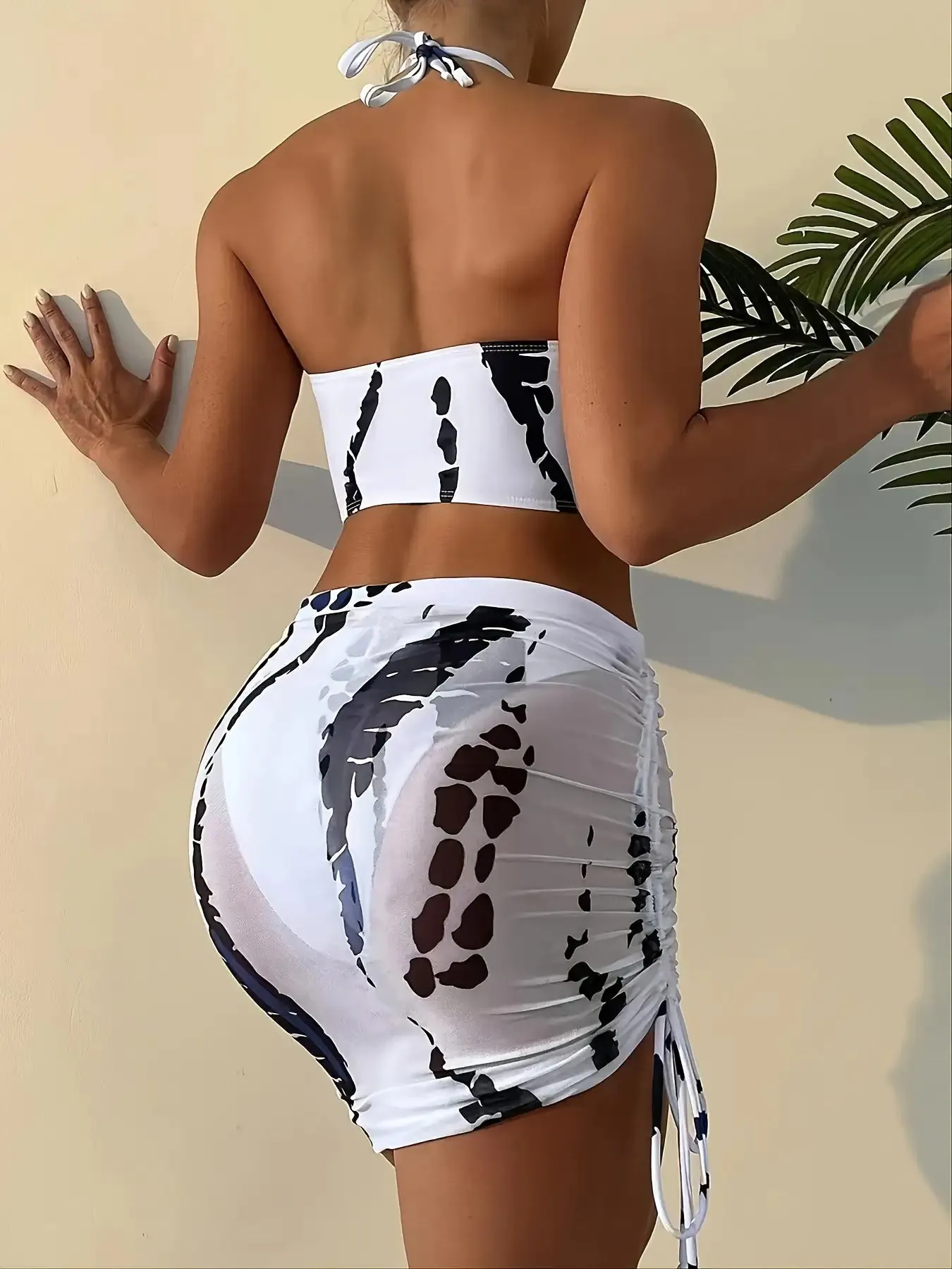 CONJUNTO BIKINI 3 PIEZAS CORTE ALTO TIEDYE HALTER CON AROS