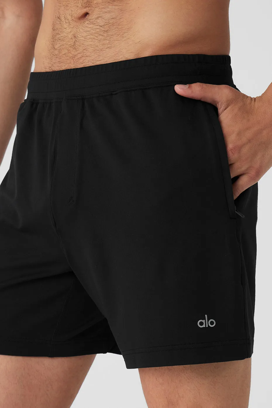 CONQUER REACT PERFORMANCE SHORT  BLACK