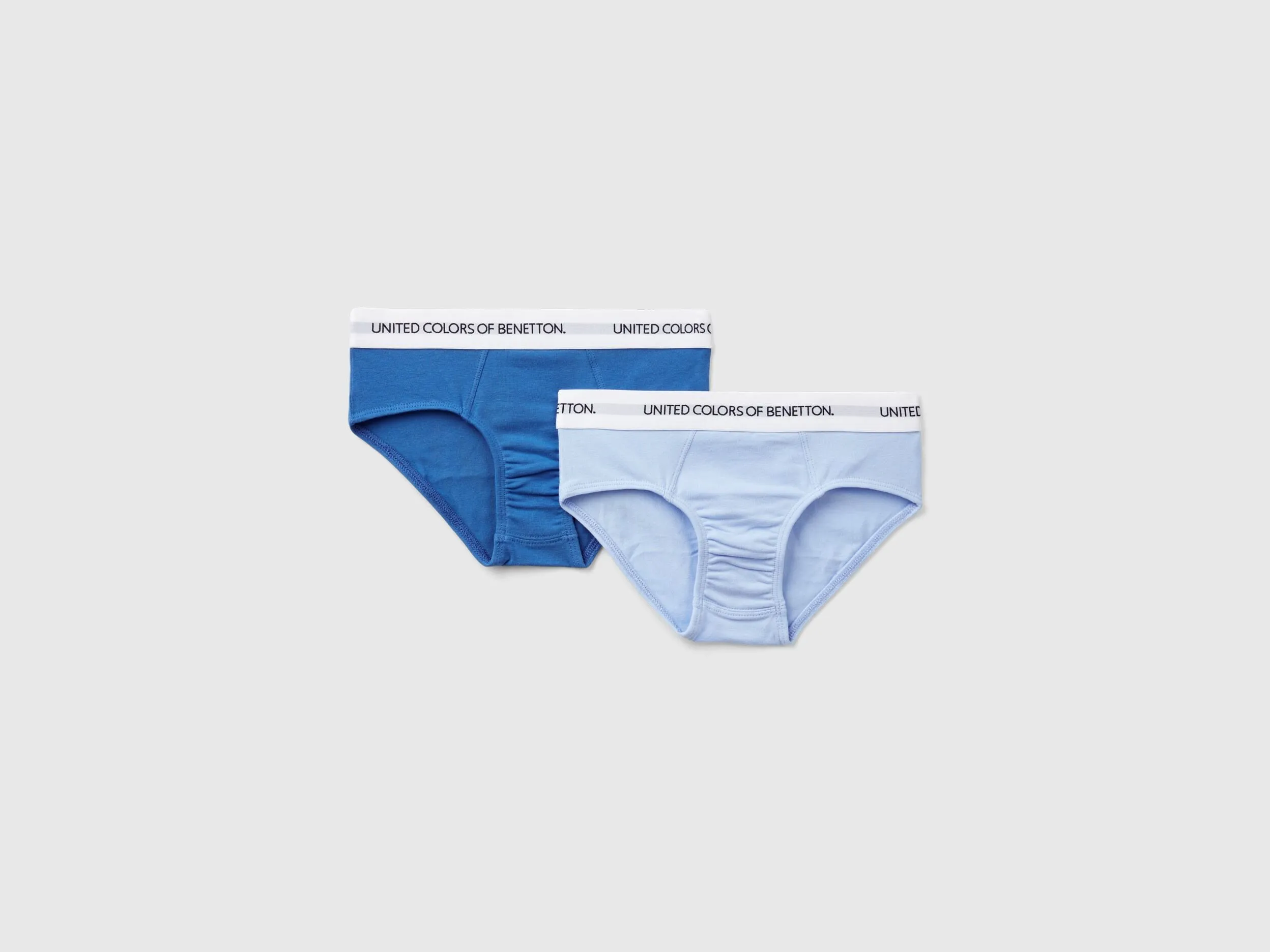 Dos slips con elástico con logotipo