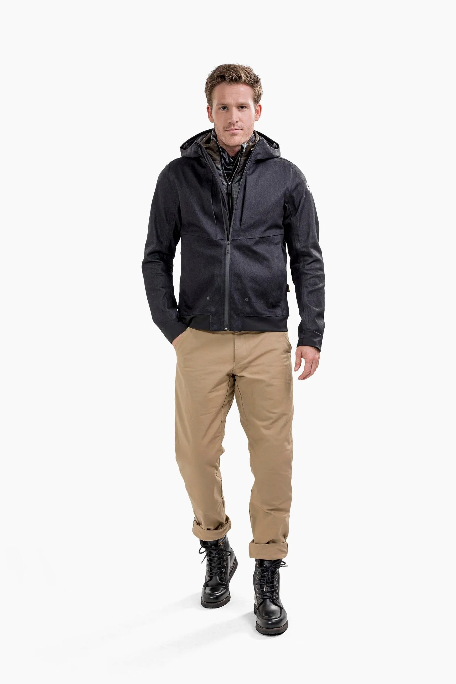 Giacca softshell impermeabile con cappuccio in jeans elasticizzato, con gilet termico rimovibile