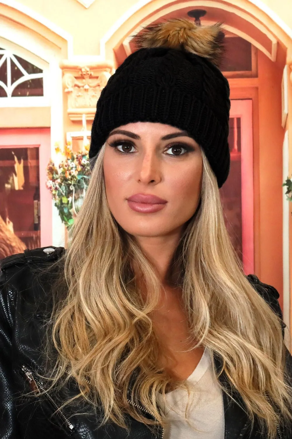 Gorro negro para mujer