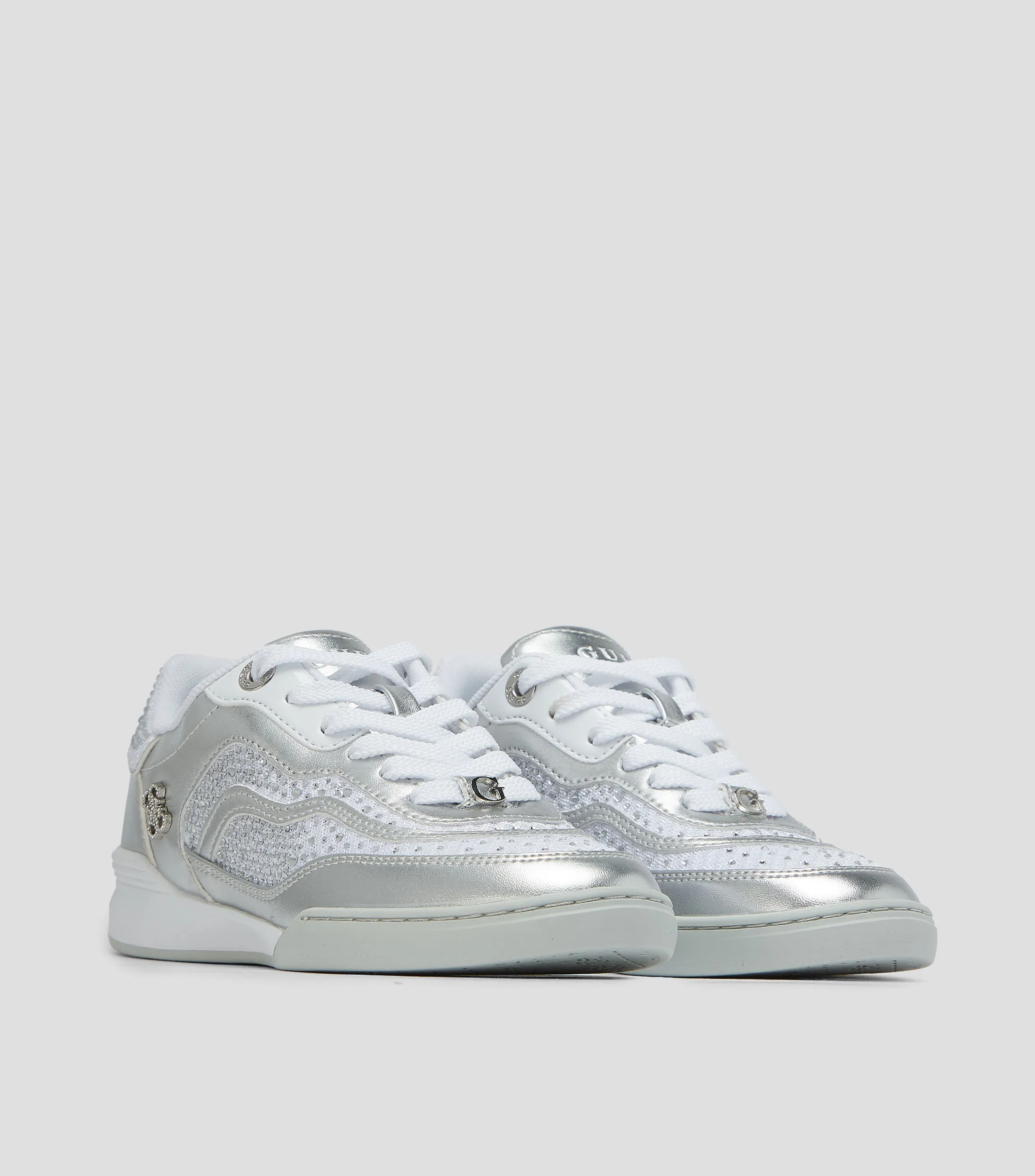 Guess Tenis casuales con adornos Mujer