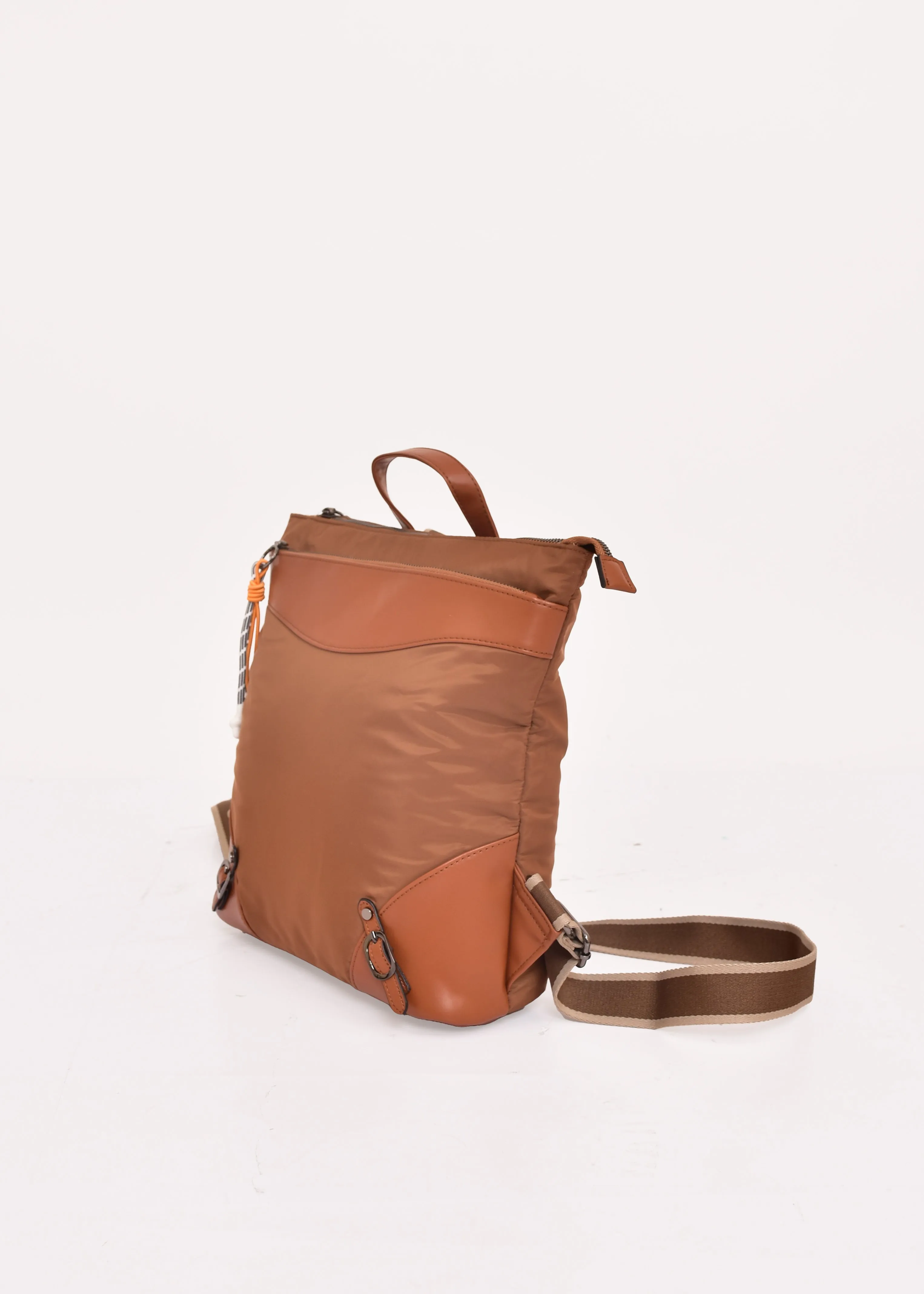 MOCHILA SAKERCAMEL