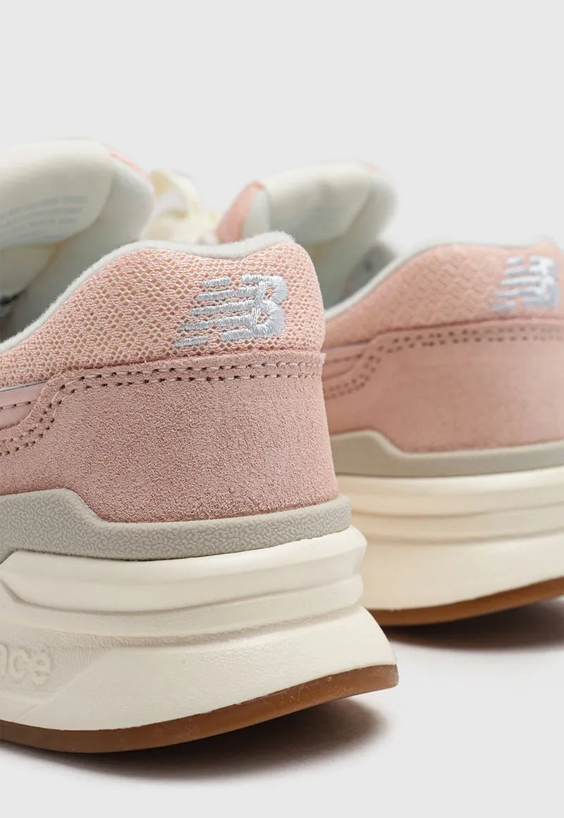 NEW BALANCE Zapatilla Urbana 997 Rosado New Balance