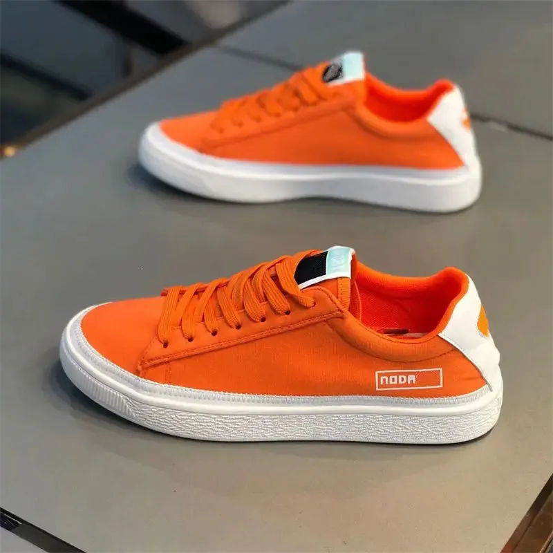 Nuevo lienzo de verano masculino lienzo múltiple de color múltiples zapatos deportivos transpirables y versátiles para mocasines