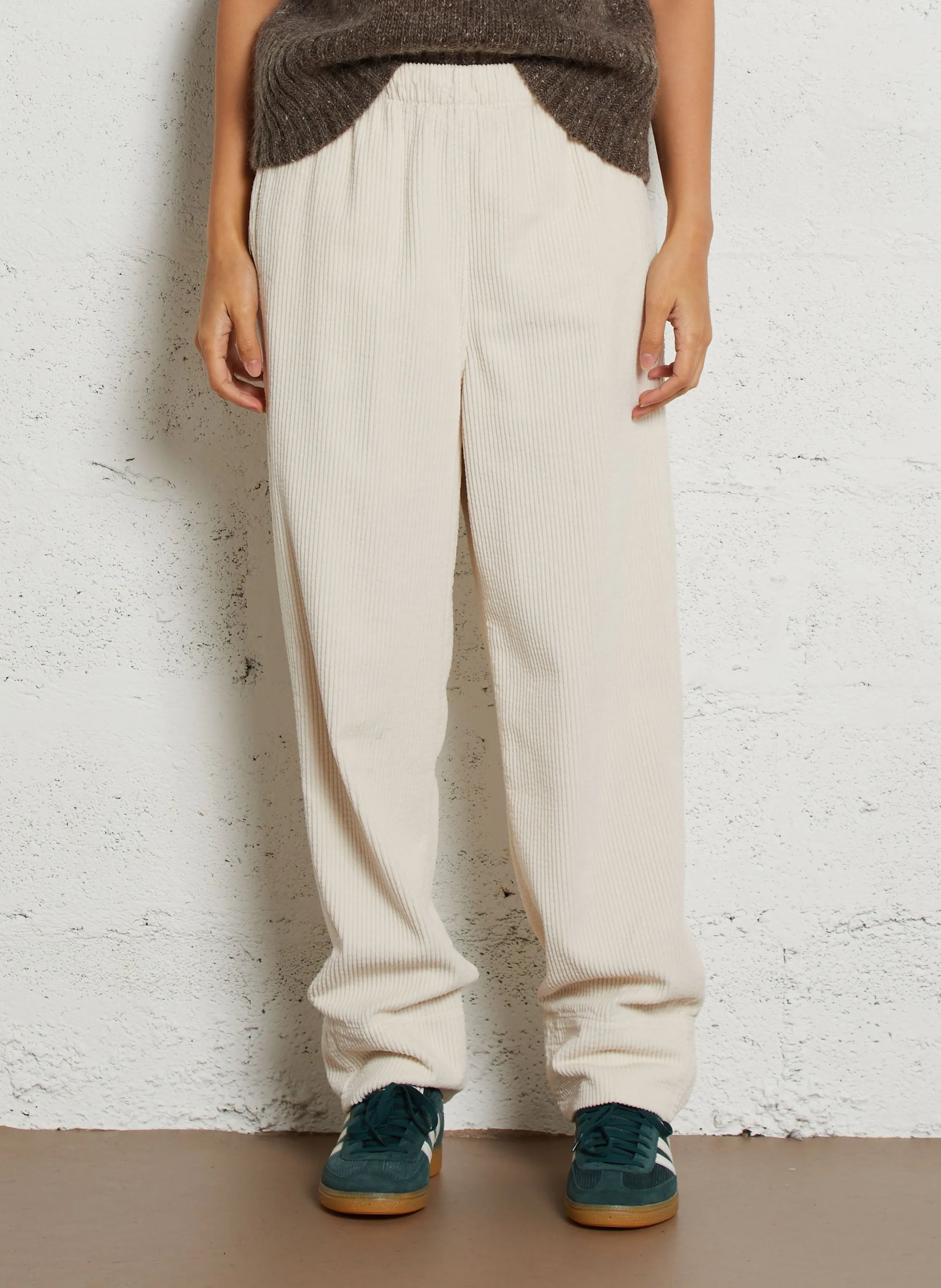 PADOW  . EN BEIGE