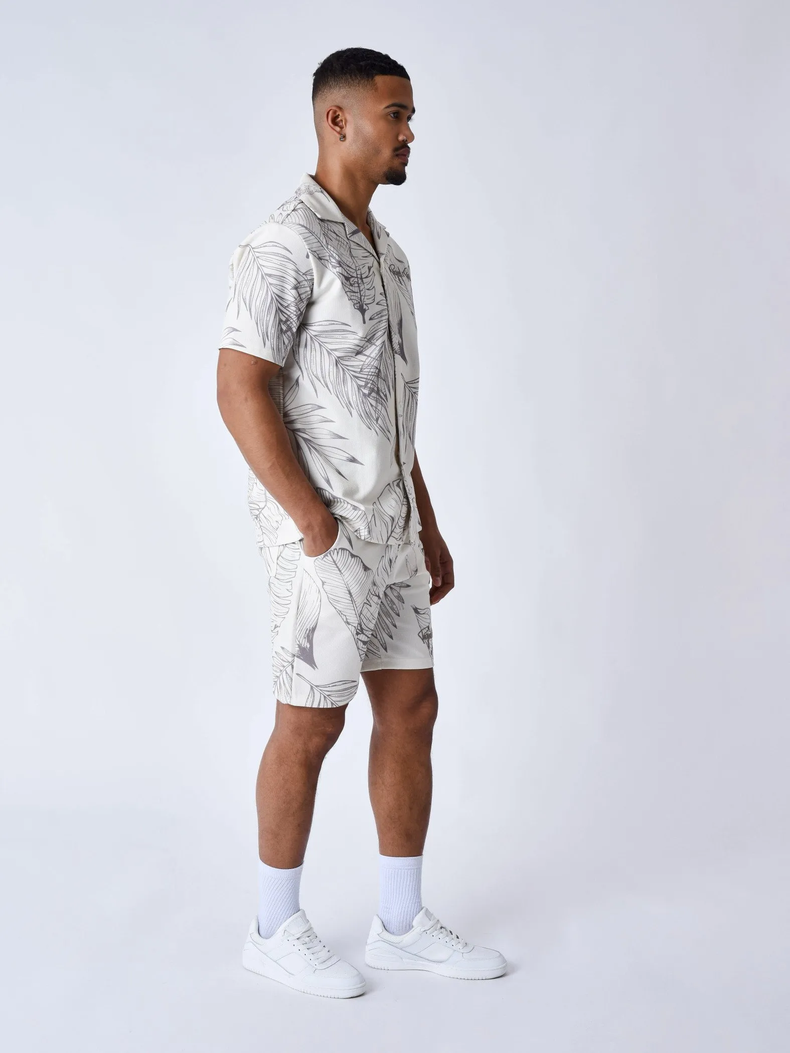 Pantalones cortos con estampado de lujo