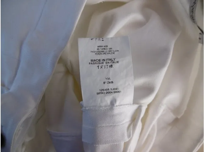 Pantalón blanco de Yves Saint Laurent 