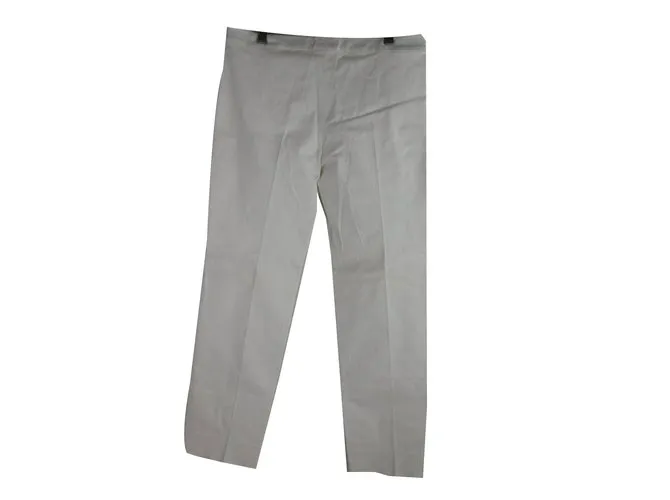 Pantalón blanco de Yves Saint Laurent 