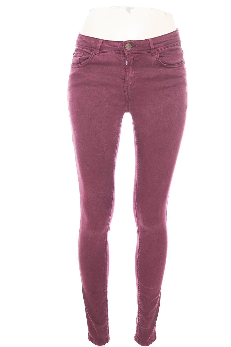 PANTALóN COLOR VINOTINTO  ZARA