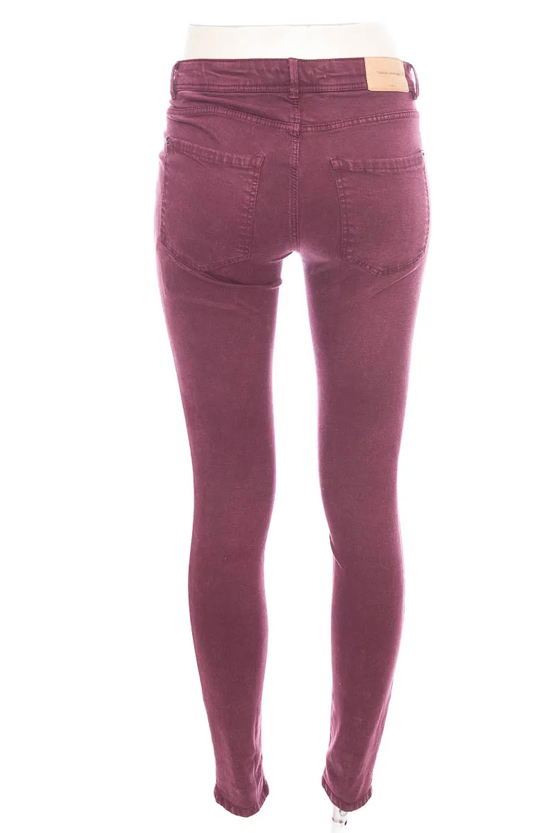 PANTALóN COLOR VINOTINTO  ZARA