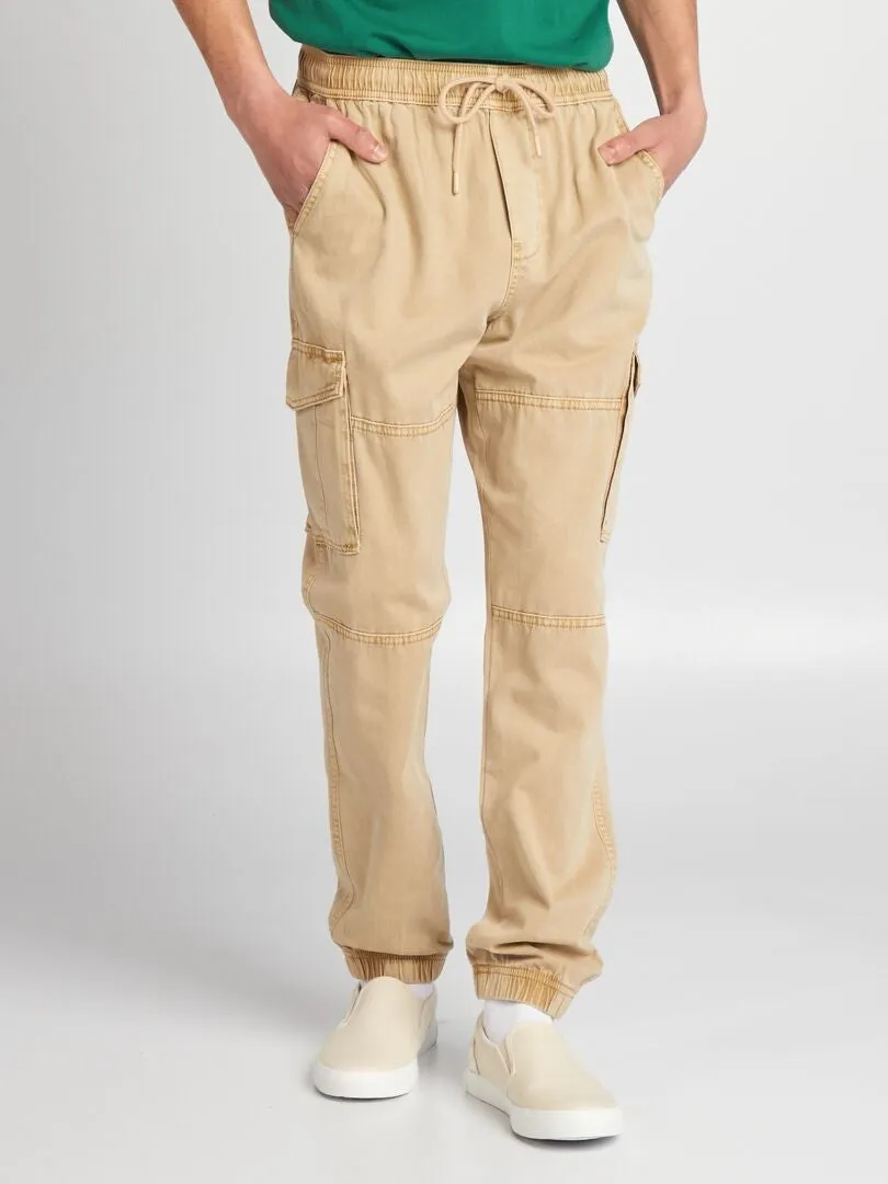 PANTALóN CON BOLSILLOS EN LOS LATERALES  BEIGE