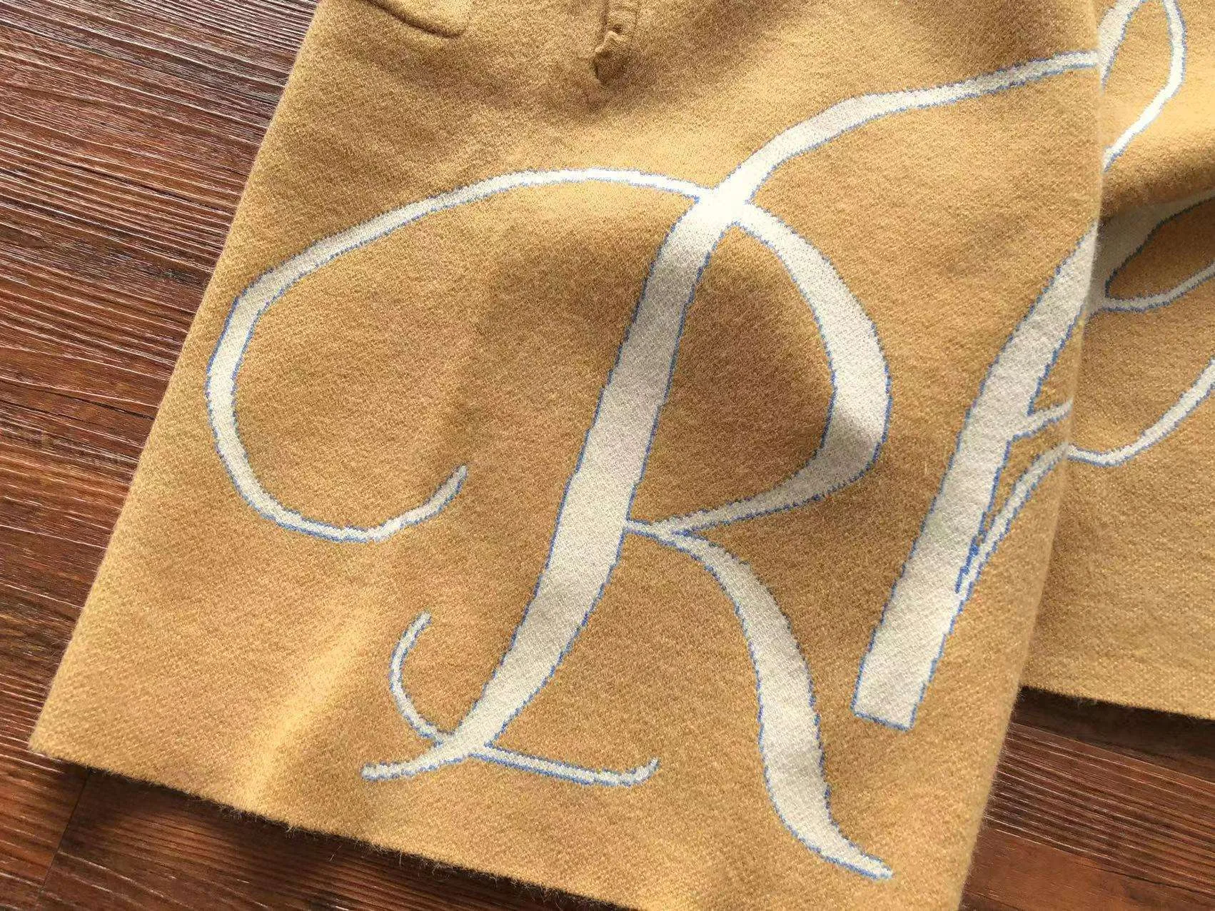 Pantalón Corto Rhude Summer – SS23