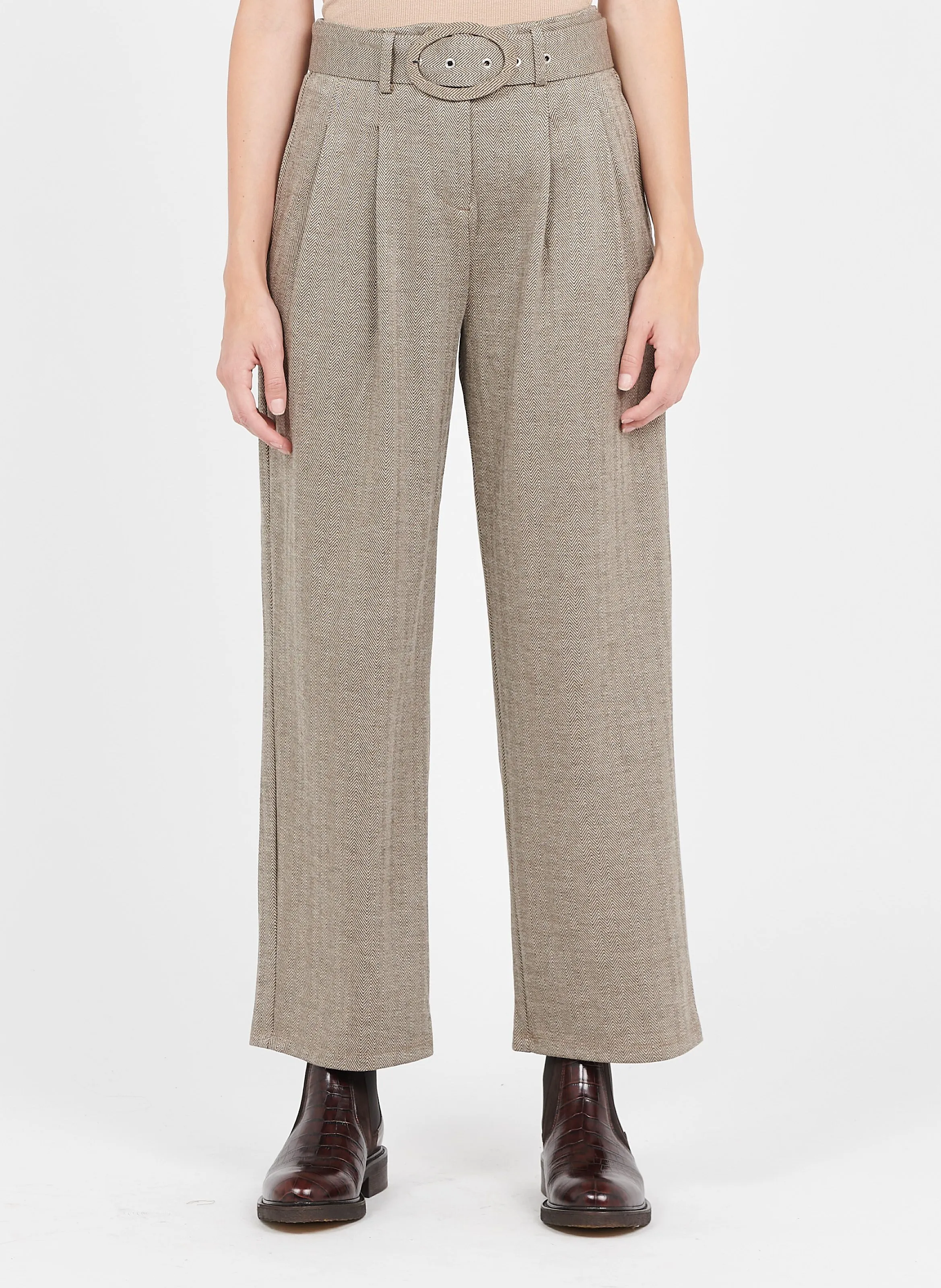 Pantalón recto en marron