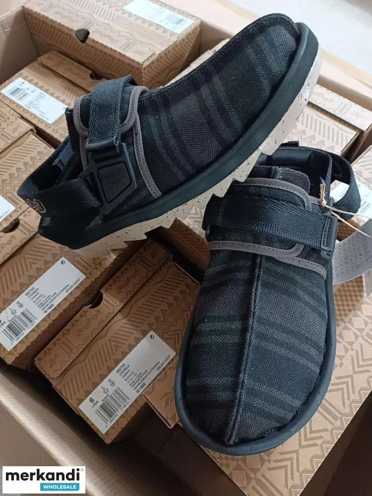 REEBOK BEATNIK UNISEX  SANDALIAS PLANAS NUEVAS, 10 UNIDADES DISPONIBLES