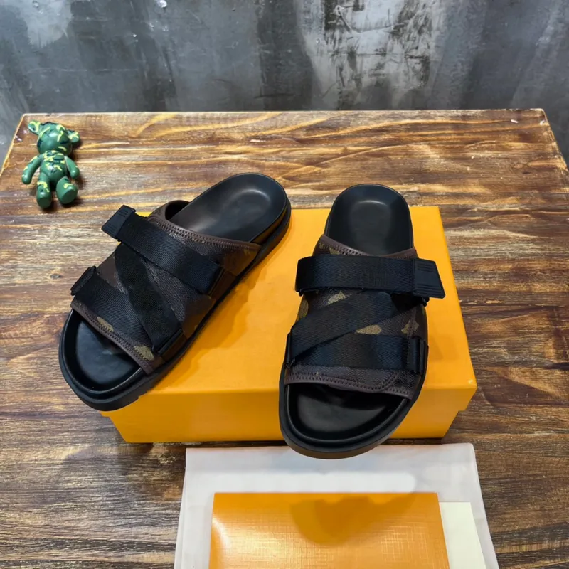 Sandalia de diseñador para hombres Honolulu Mule Leather Platform Slipper Canvas y Nylon Honolulus Sandalias planas de goma Tama