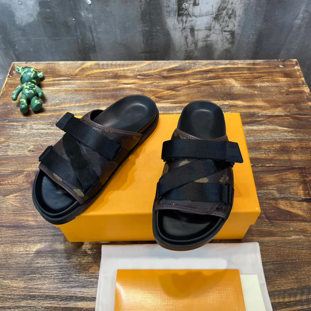 Sandalia de diseñador para hombres Honolulu Mule Leather Platform Slipper Canvas y Nylon Honolulus Sandalias planas de goma Tama