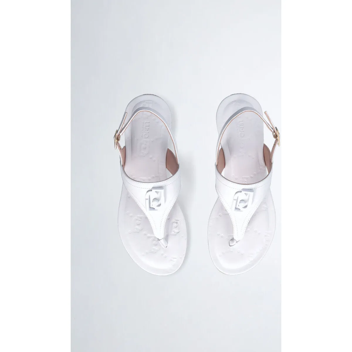 Sandalias de dedo de piel