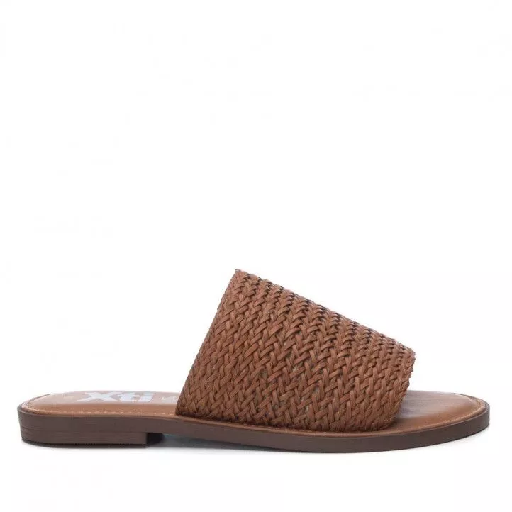Sandalias planas Xti 04273401 marrones