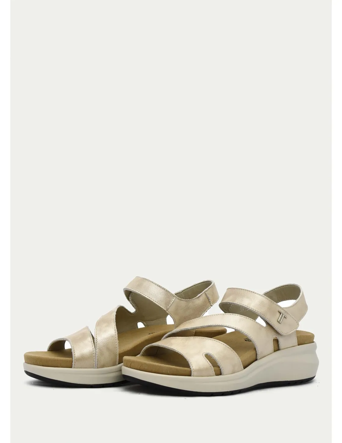 SANDALIAS TREINTAS 3925 ORO 
