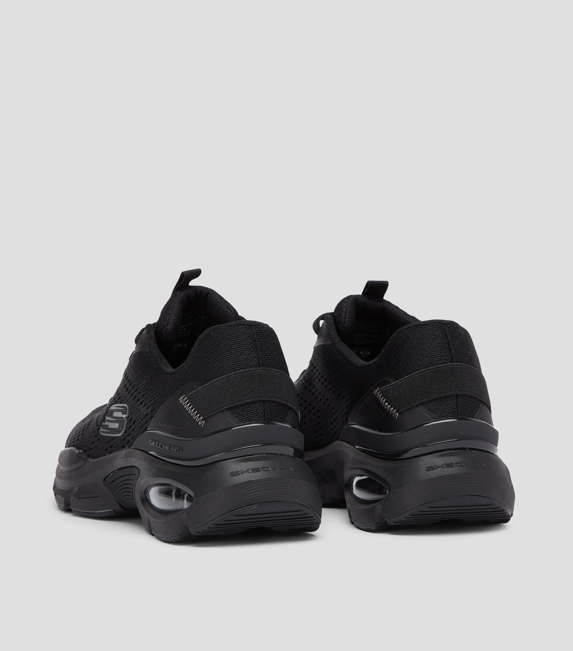 Skechers Tenis para entrenamiento Air Ventura Hombre