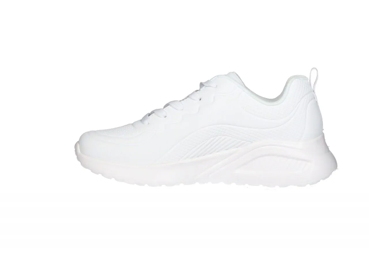 Sneaker Blanco Lateral Corazones Colores Piso Goma