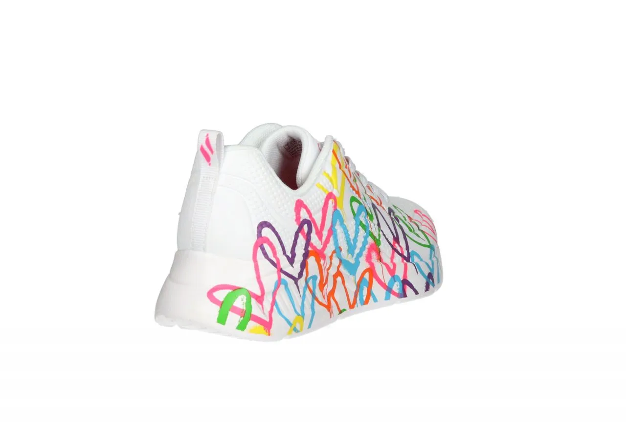 Sneaker Blanco Lateral Corazones Colores Piso Goma