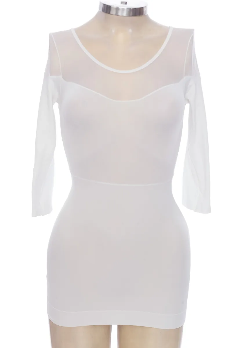 TOP / CAMISETA COLOR BLANCO  SAMSARA